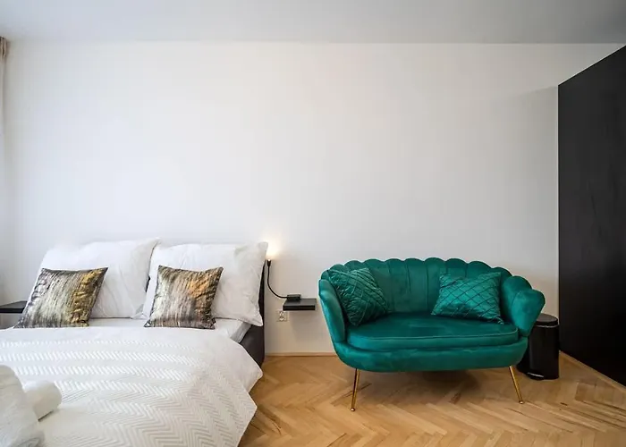 Апартаменты Stylish With Balcony Кошице